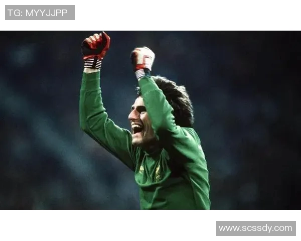 丹麦与英国足球明星的辉煌历程与传奇故事探秘 丹麦与英国足球明星的辉煌历程与传奇故事探秘