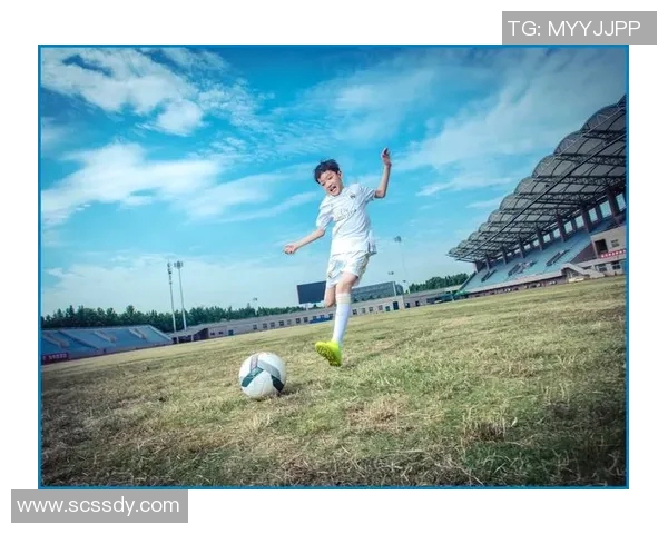 幼儿探索足球明星的精彩瞬间与成长故事视频分享 幼儿探索足球明星的精彩瞬间与成长故事视频分享