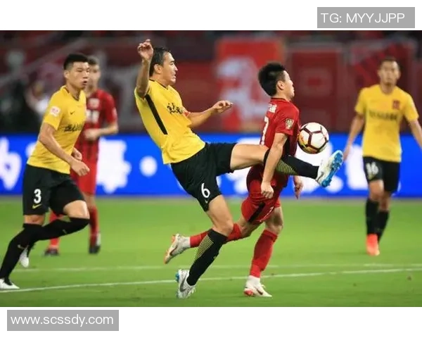 杭州足球队在冠军赛中的速度优势分析与表现点评 杭州足球队在冠军赛中的速度优势分析与表现点评